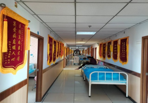 深圳要債:有蛋白尿血肌酐高哪家醫院治療效果最好