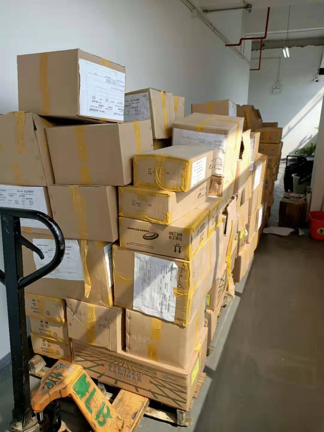 食品過期咋銷毀(過期食品集中銷毀)